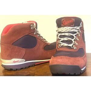 NEW Danner Jag Versatile Woman's SZ 7  Boots purple W/ maroon sued Flawless